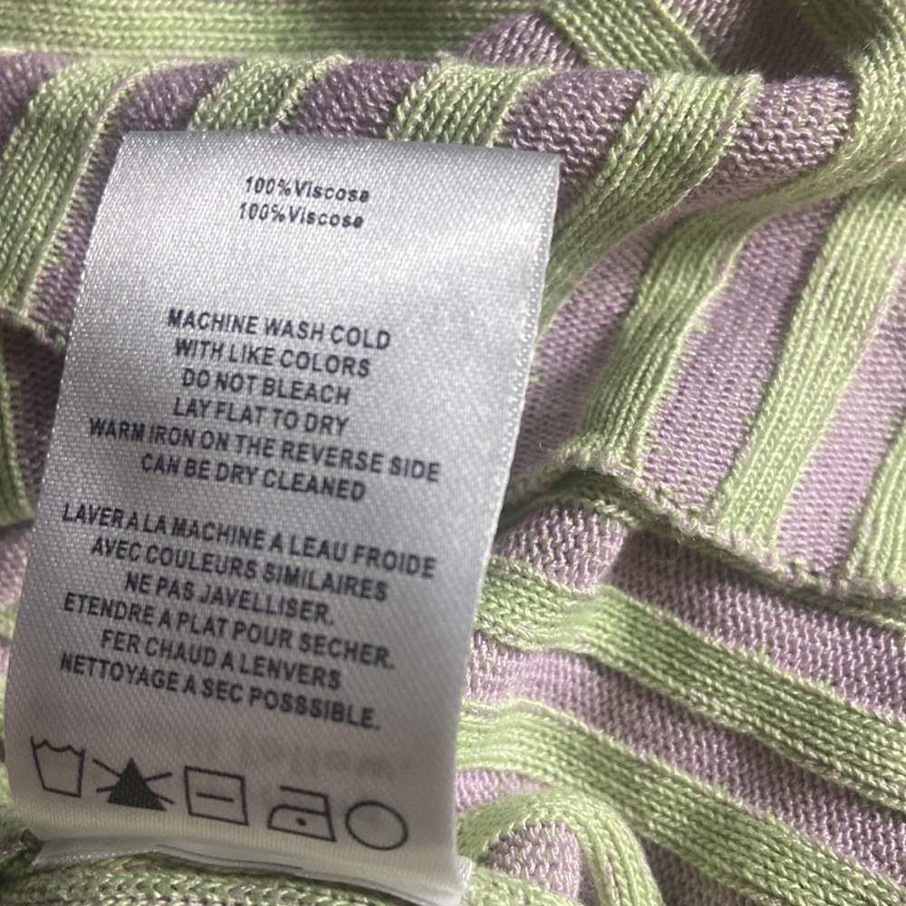 Vigoss Jeans Colorblock Ribbed Crop Sweater - Picture 9 of 9